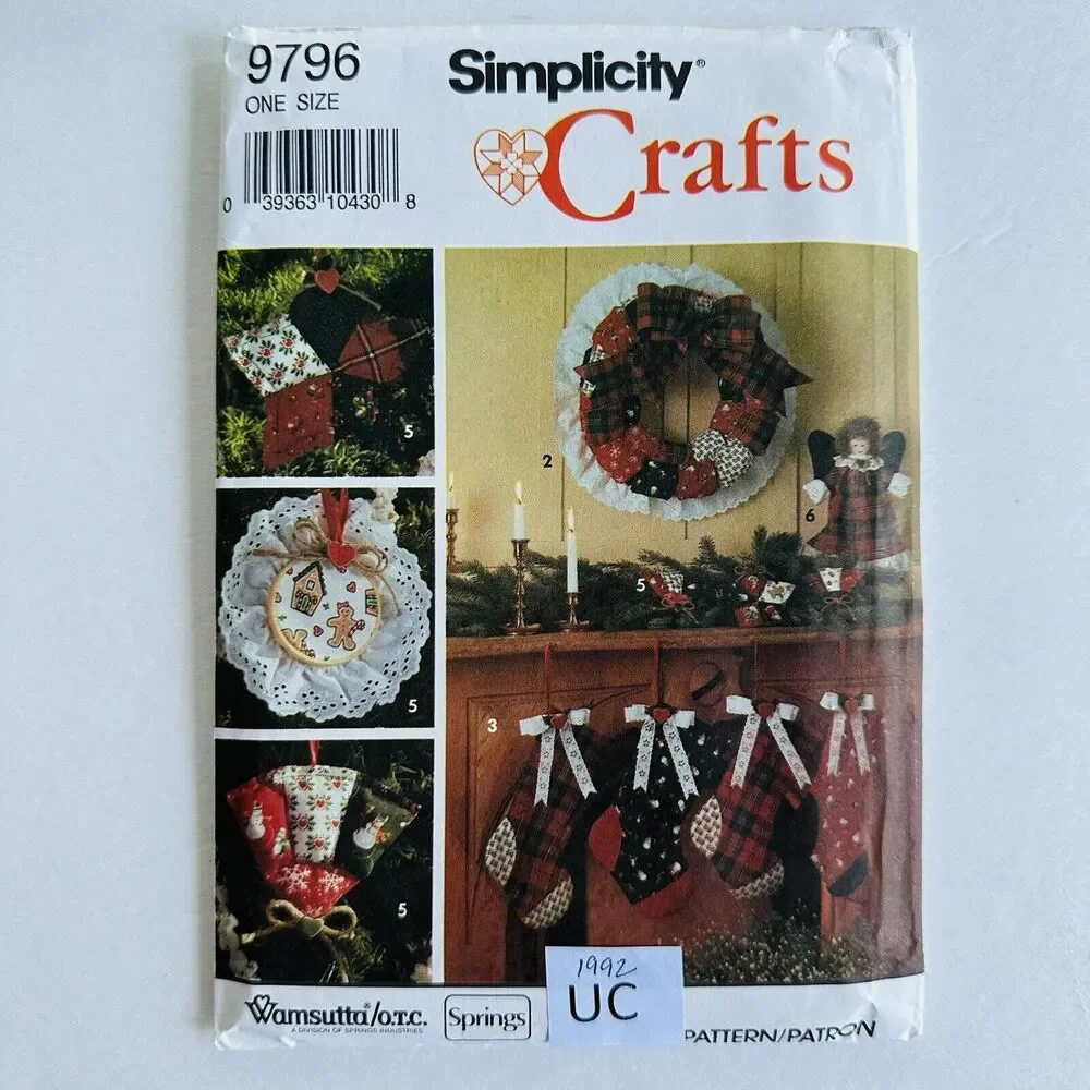 Xmas Sewing Pattern Simplicity 9796 Christmas Skirt Wreath Ornaments Stockings